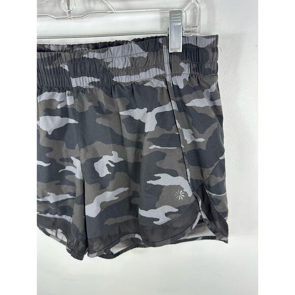 Athleta Printed Mesh Racer Run Short 4 Inch Dark Camo Size Medium - Picture 9 of 11
